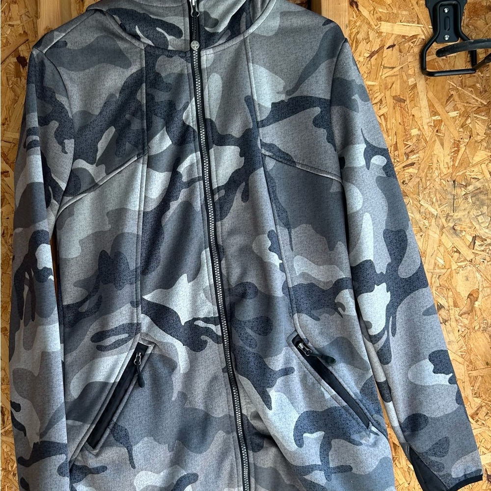 Camouflage Swiss tech fall jacket